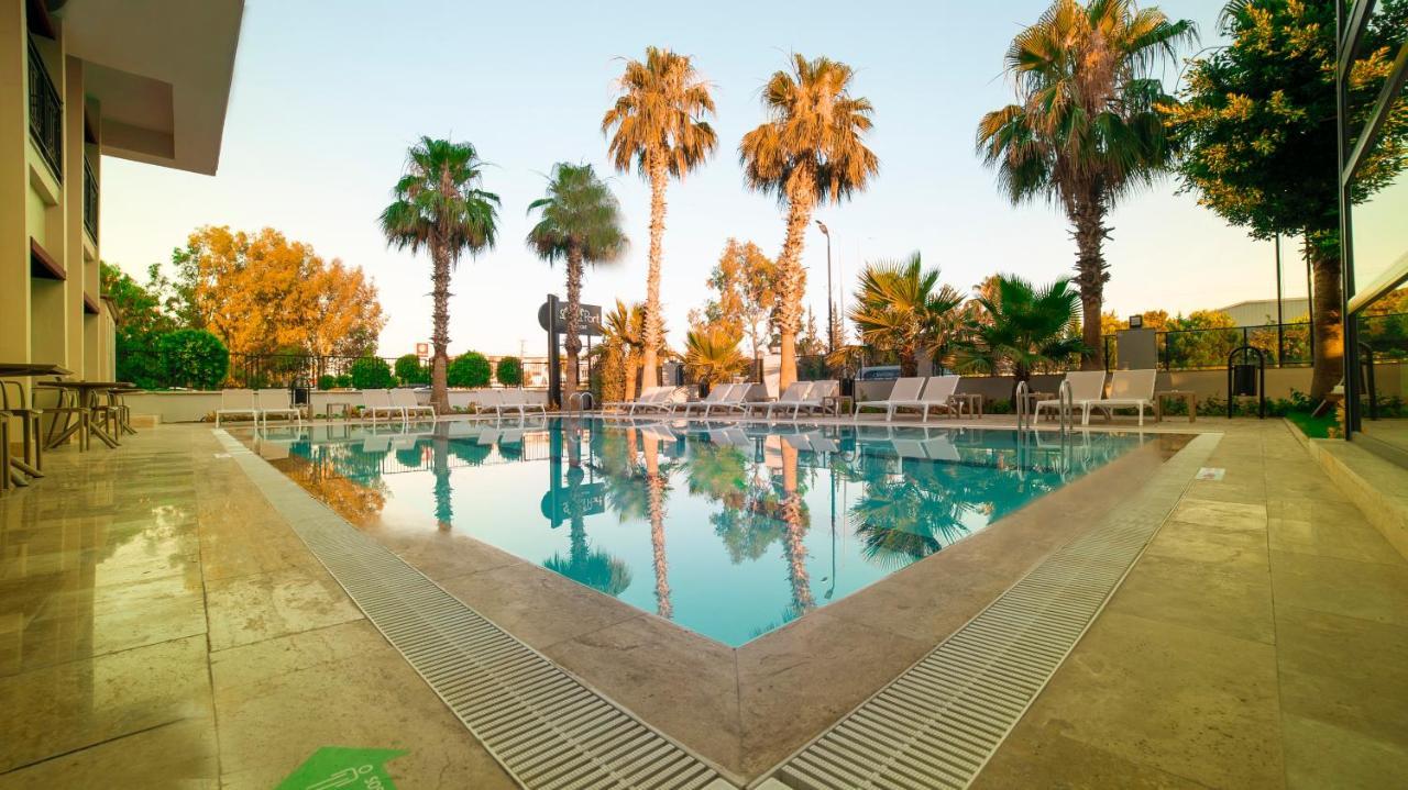 Leaf Port Otel 4*