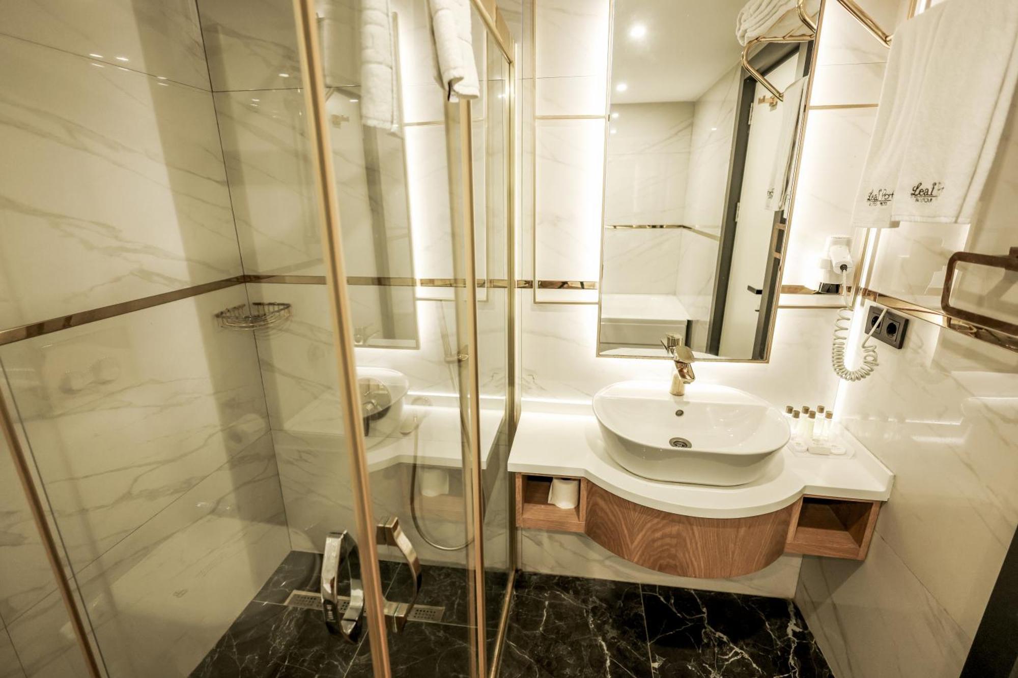 Otel Leaf Port Antalya